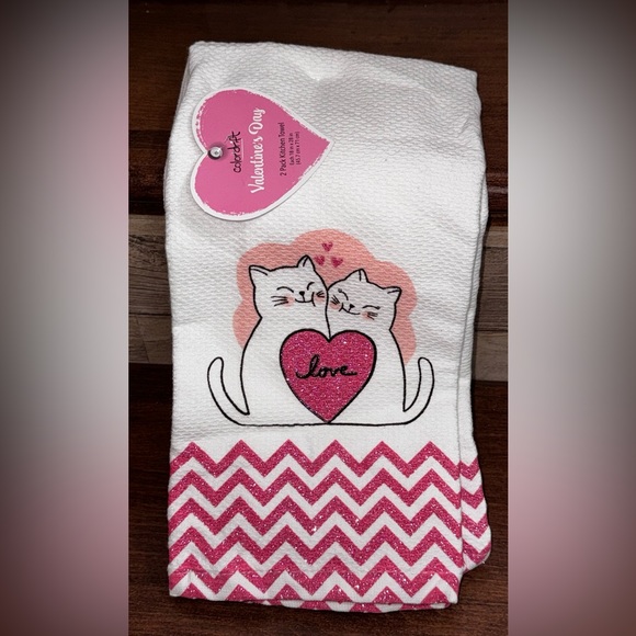 Super Cute Glitter Heart ❤️ with 2 Cats Kitchen Towel 2 Pack - Picture 5 of 5